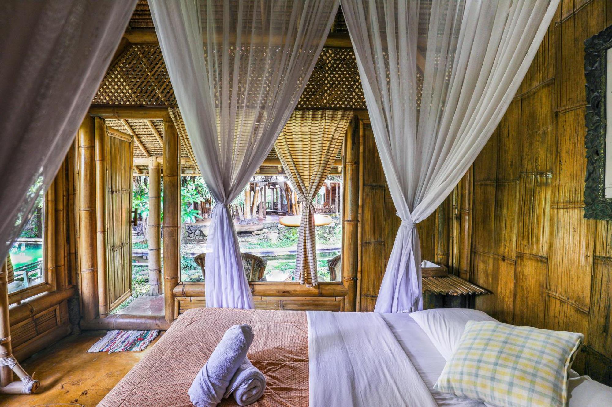 Omunity Bali Hotel Singaraja  Exterior photo