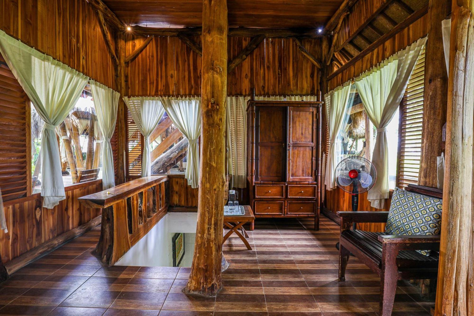 Omunity Bali Hotel Singaraja  Exterior photo