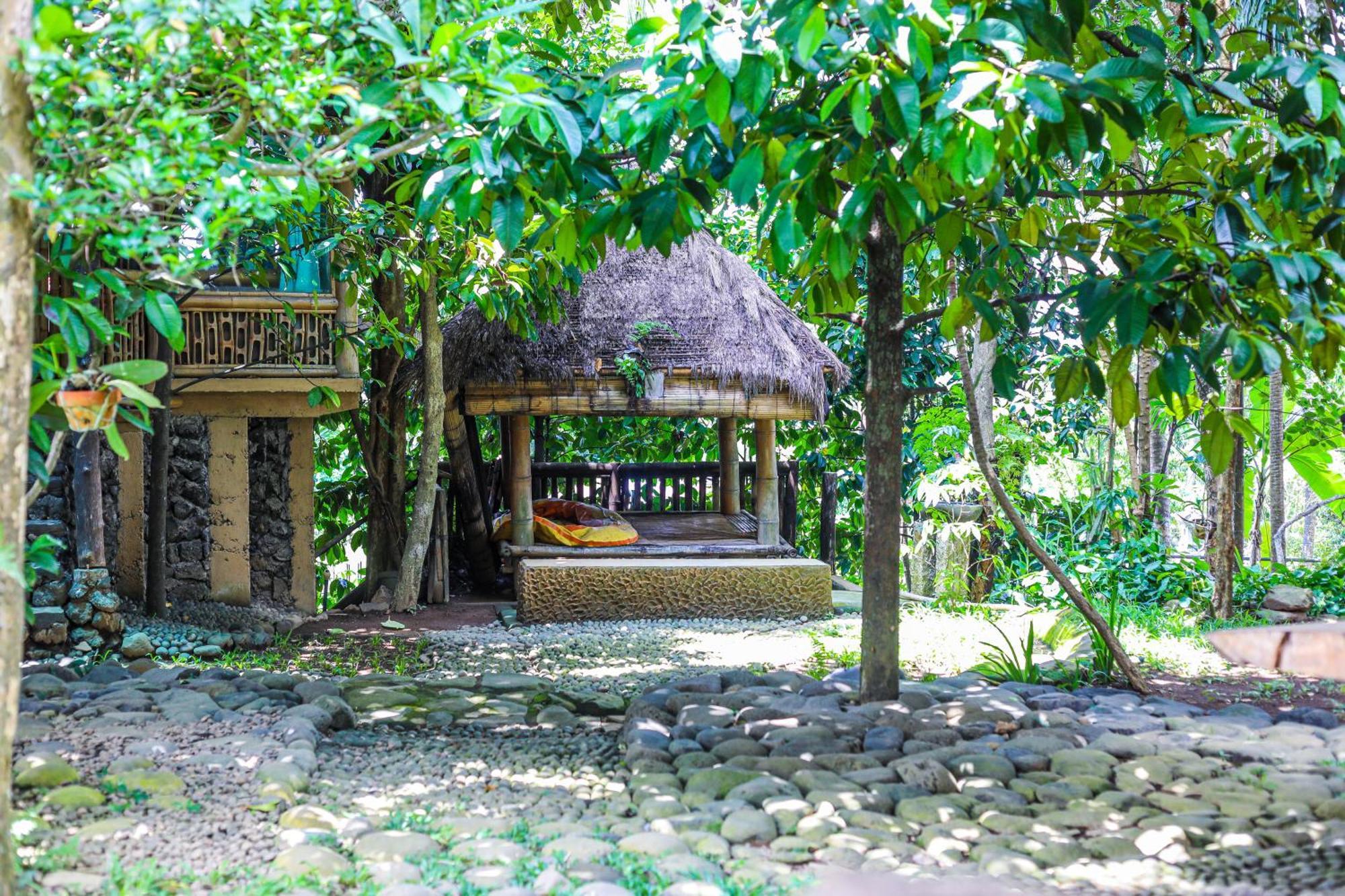 Omunity Bali Hotel Singaraja  Exterior photo